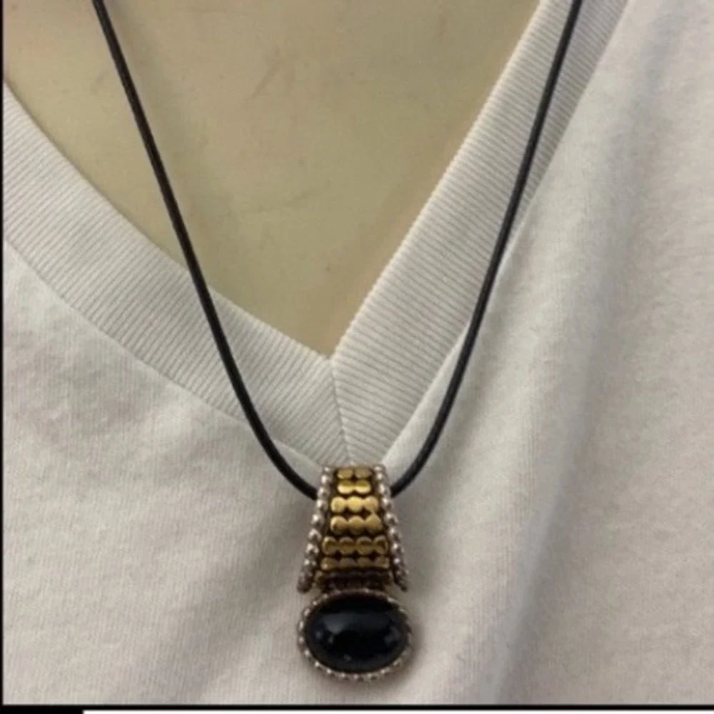 Gold‎ Tone Black Cabochon Pendant Necklace Leather Cord